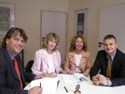 von links: Dr. Marc Hudy,  Birgit H&ouml;rske, Prof. Dr. Maria Busche-Baumann, Michael Dieckmann